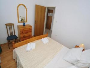 Apartments Anamarija - One Bedroom Apartment with Balcony - 6