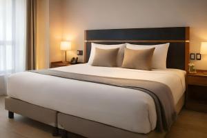 Hotel Vía Norte Inn - Premium con Estacionamiento y acceso rápido al Periférico