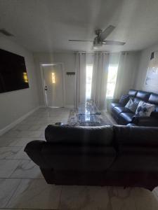 Enchanting 3-bedroom house -Peaceful Family Escape