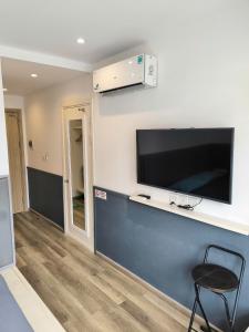 Lana Longbeach Villa