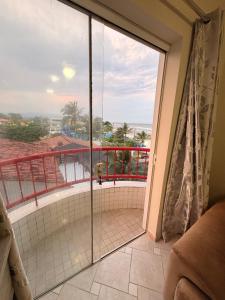 Condomínio pé na areia flat privê