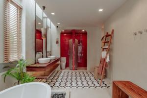 Metadee Concept Hotel