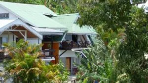 CHEZ LORNA 3 nights or plus - Anse Etoile