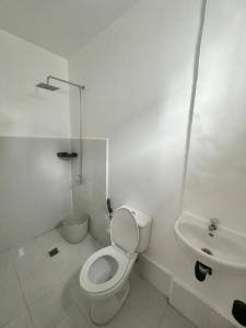 RS Transient House 2 Staycation - San Lucas Lipa