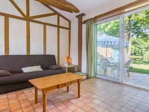 Gîte confortable avec jardin et piscine commune - FR-1-306-1325