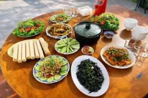 Hotel & Homestay Long Vũ Măng Đen