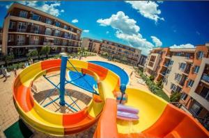 Studio in a Resort with 9 pools