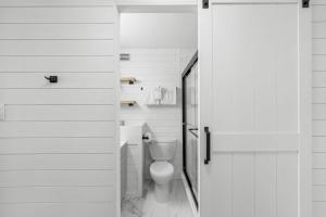 Renovated Beach Front Condo TOG 310