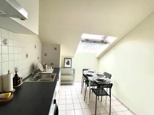 Central apartment - 15 min from Paris - Private parking
