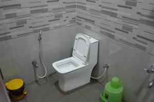 Hotel Asha Palace By Basotel