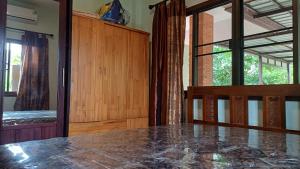 Chiang Mai: Quiet BDR for Two in Green Area