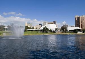 2BR CBD Apt Swimming Pool Sauna SPA CBD