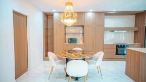 Q3- Luxury 5 Bedroom Pool Villa in Pattaya