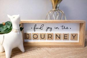 Splendid Cabin with Fire it and Backyard in NC