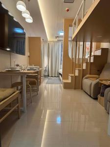 Shore 2 Peak Loft Condo Near MAll Of Asia