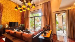 Luxury Balinese Pool Villa