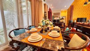 Luxury Balinese Pool Villa