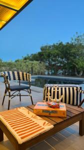 Deliciosa casa de alto padrão com vista e lazer em Búzios!