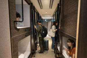 Capsule Hotel Suzumoriya