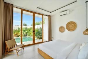 Tropical 3BR Beach Villa Amaya by Orivista