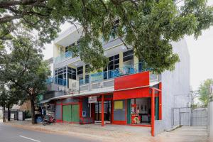 Urbanview Hotel BSD City