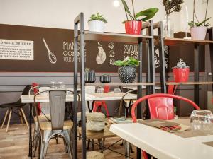 ibis Angers Centre Chateau