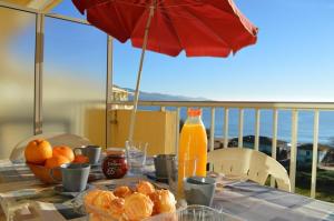 LV280-C303 Appartement Studio 4 couchages LE LAVANDOU