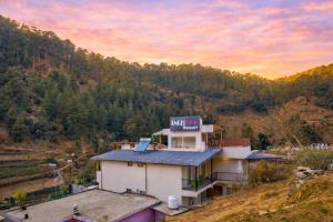 Angel Pink Resort With A River Access - Mukhteshwar
