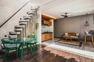 Tarasari Stunning 1 BR Grand Private Pool Villa With Bathtub