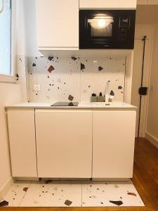 Modern & Chic Studio Paris 17- Perfect Location