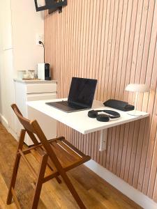 Modern & Chic Studio Paris 17- Perfect Location