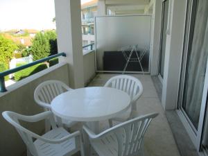 Appartements Appartement Golf et Nivelle avec piscine et parking : photos des chambres