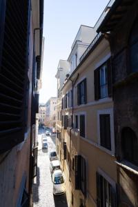 Sweet Navona Duplex Apartment