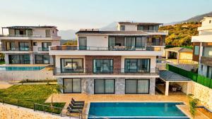 Kalkan 5 bedroom seaview villa with private pool hot tub