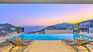 Kalkan 5 bedroom seaview villa with private pool hot tub