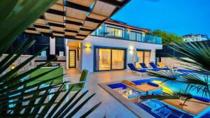Kalkan 3 bedroom villa with private pool