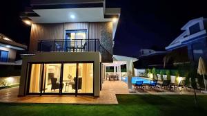 Fethiye 4 bedroom villa with private pool