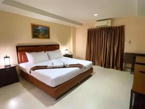 Rayong Lanna Hotel