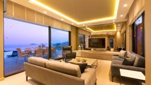 Kalamar 5 bedroom seaview villa with private pool