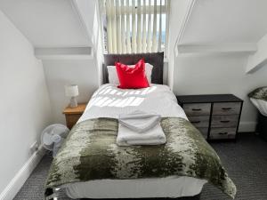 Wilderness House Apartments by Smart Welcomes