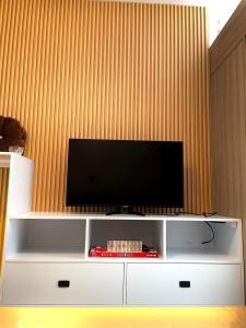 Direct Pool Access in Shore Residences near SM MOA