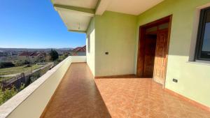 Authentic Sea & Mountain View House & Wood-Sauna