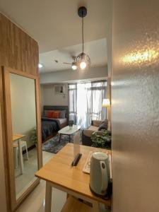 Cozy Manhattan Araneta Cubao