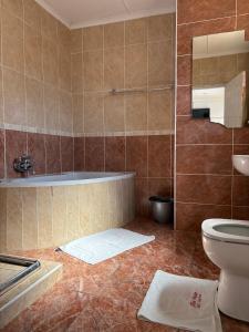 Khol Newman Bed & Breakfast