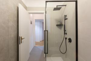 Casa Rosenfeld - Milan M3 PRADA