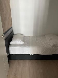 Arte Plus Homestay Condo