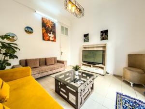 Central 3BR Apartment