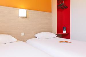 Hotels Premiere Classe Arles : photos des chambres