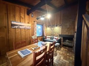 LA POMME DE PIN 2 Appartement avec terrasse