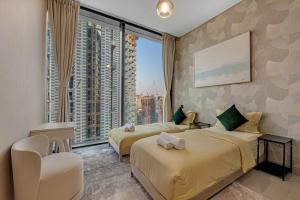 Waves - Elegant High-Floor 2BR Close To Downtown